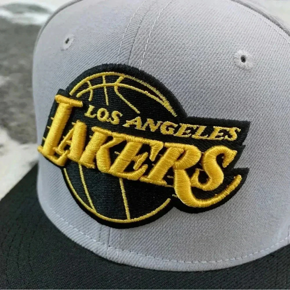 New Era Hardwood Classics Lakers Hat - Picture 3 of 11